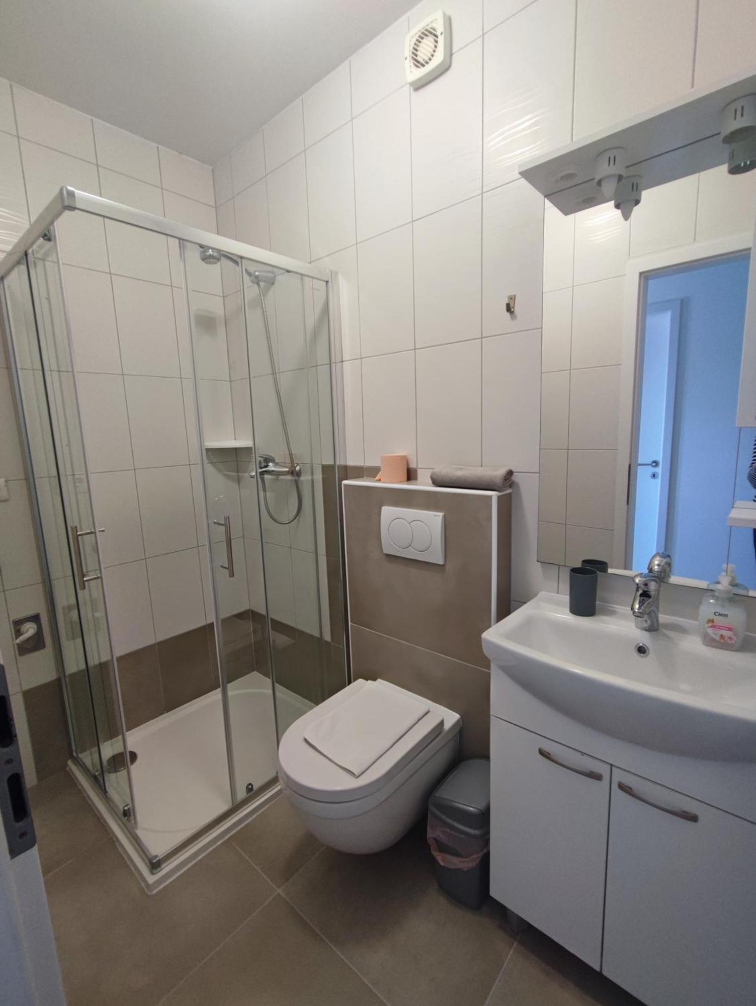 Apartmani Plaza Selce Cameră foto